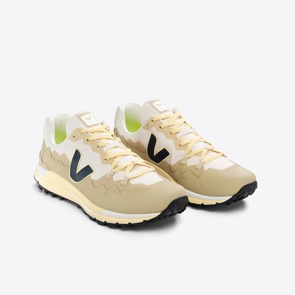 Veja Shoes - Veja Fitz Roy Trek-Shell Gravel Nautico Hiking Shoes. EU40/US 8-9